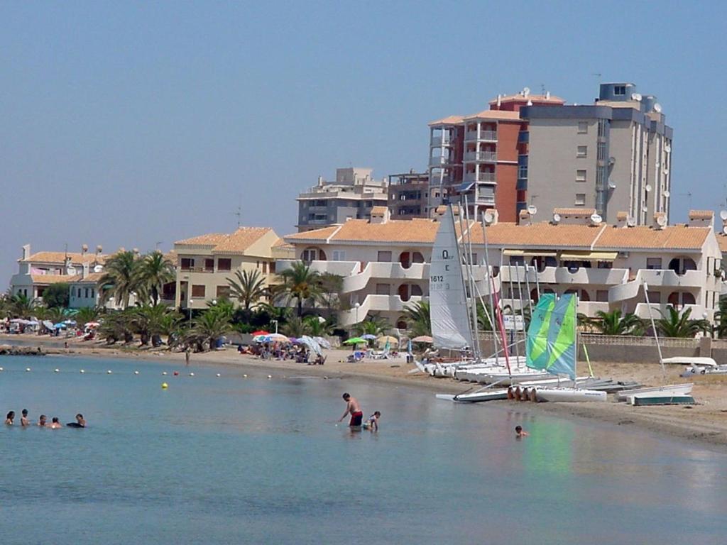 Apartamentos Gondolas V.V. La Manga del Mar Menor Kültér fotó
