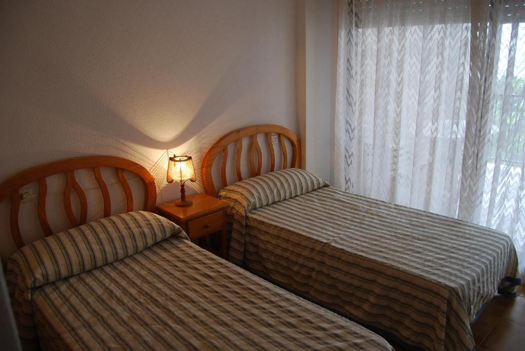 Apartamentos Gondolas V.V. La Manga del Mar Menor Szoba fotó